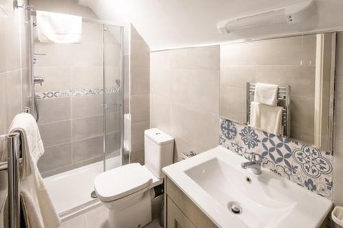 Summerfield Lodge B&B Йол Екстериор снимка