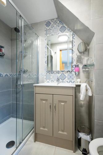 Summerfield Lodge B&B Йол Екстериор снимка